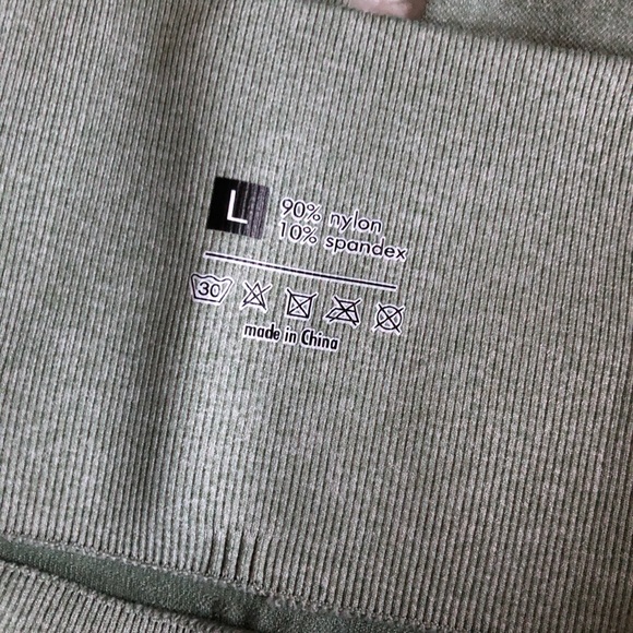 🍑 NEW Camo Seamless leggings Green/Large - Picture 4 of 8